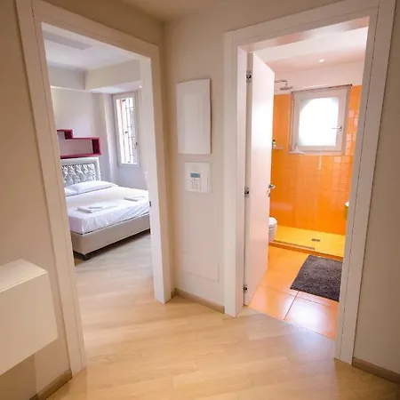 Ferienwohnung Luxury 65Mq Under The Two Towers Bologna Exterior foto
