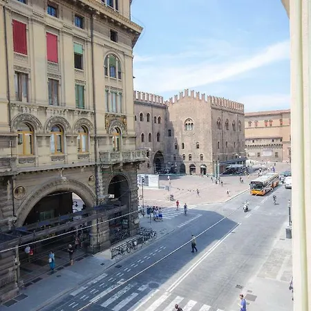 Ferienwohnung Luxury 65Mq Under The Two Towers Bologna Exterior foto